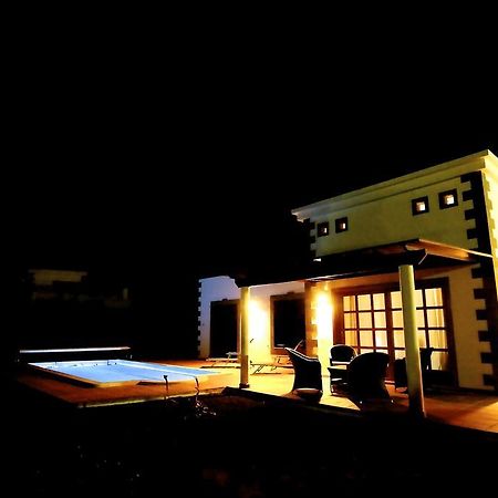 Villa Alejandro Плайя-Бланка Номер фото
