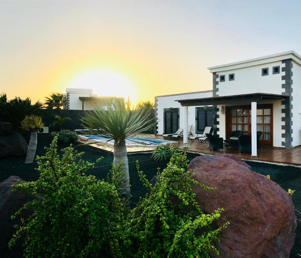 Villa Alejandro Плайя-Бланка Екстер'єр фото
